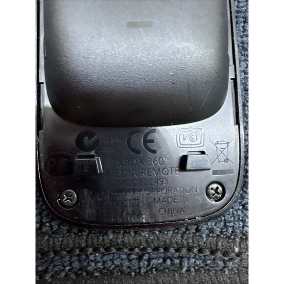 Microsoft Xbox 360 Media Remote DVD Control for Model 1493 Black Tested - Picture 7 of 7
